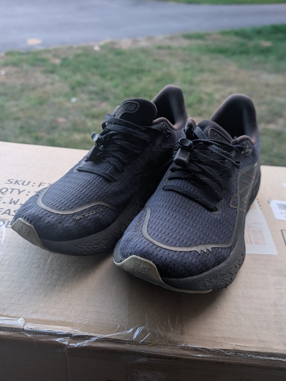 New Balance Men’s Black Running Shoes